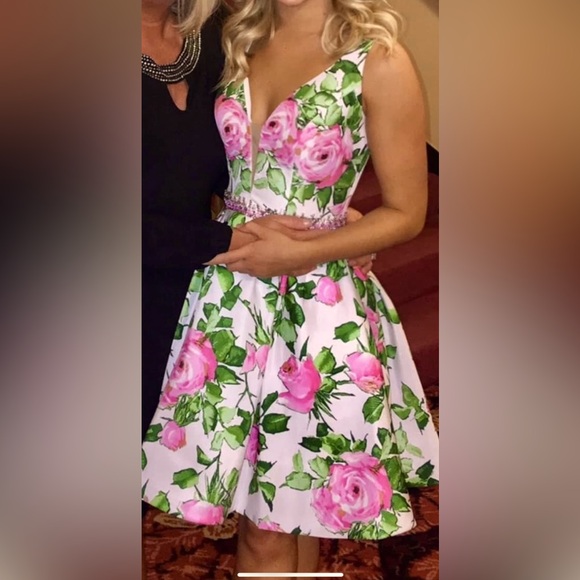 Sherri Hill White Cocktail Dress Size 2 - Picture 5 of 6